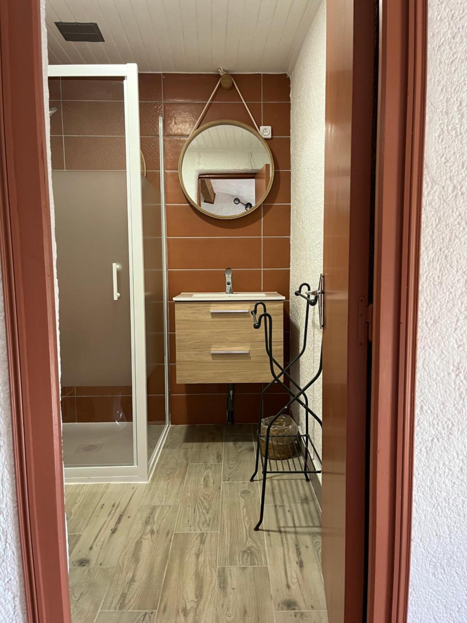 Les Ricoux Apartment *